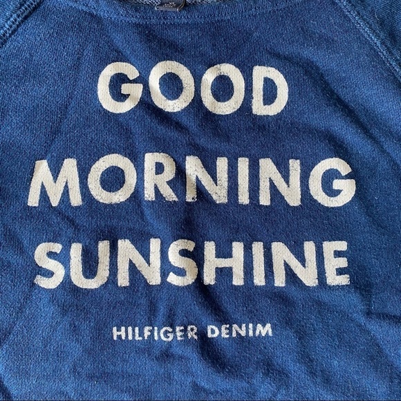 Tommy Hilfiger Fleece Short-sleeve Graphic Sweater - Picture 4 of 8